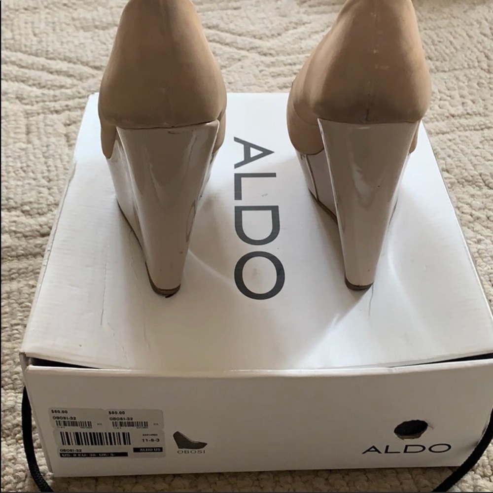 ALDO nude wedge pumps. Suede/ patent leather - Picture 2 of 4